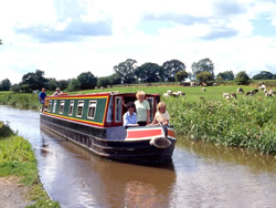 hire boat holiday in Warwickshire
